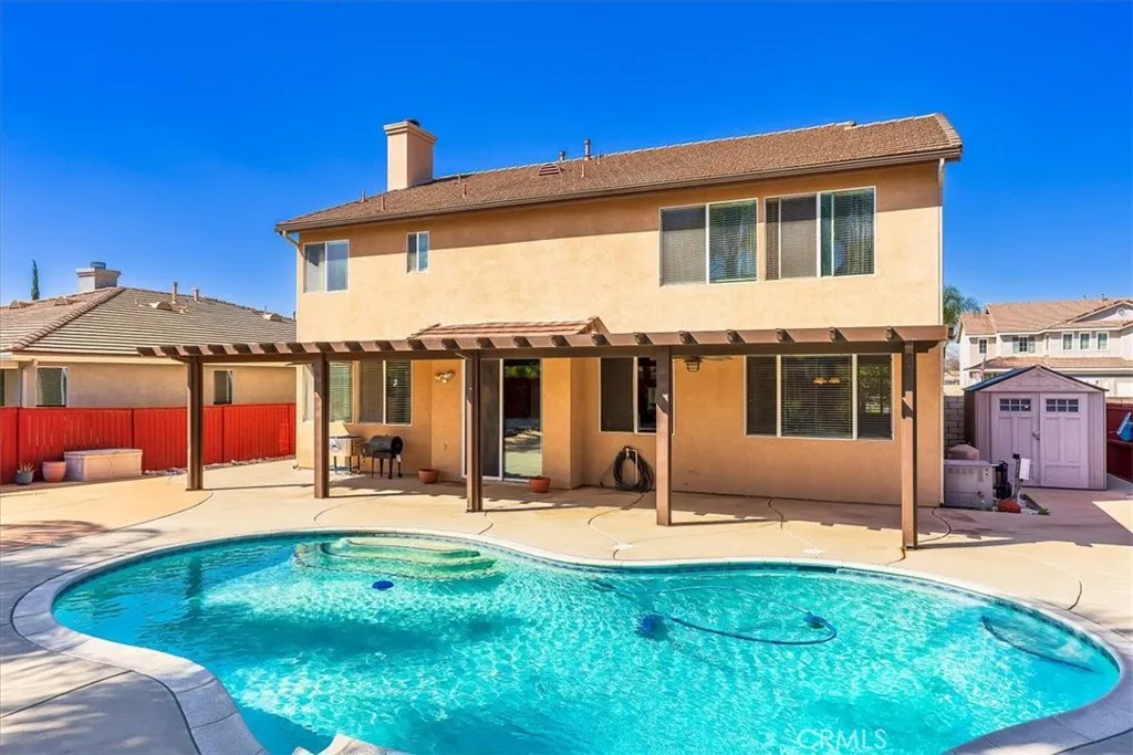 main property photo 32