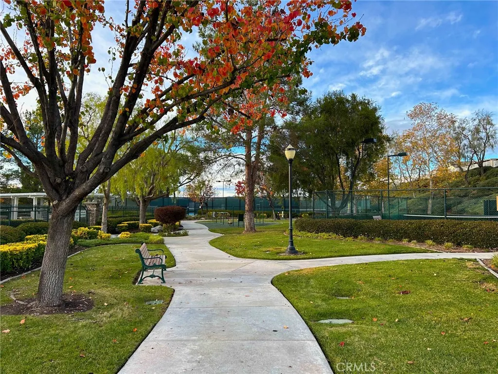 main property photo 28