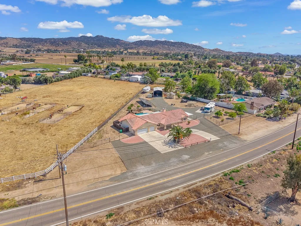 main property photo 53