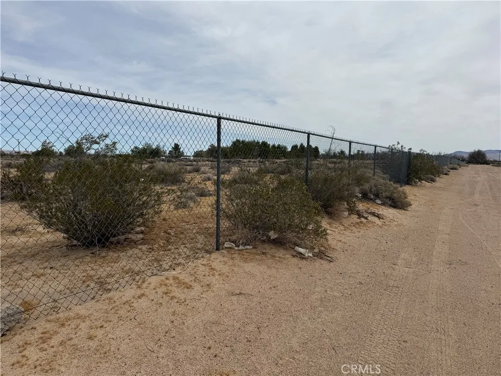 main property photo 17