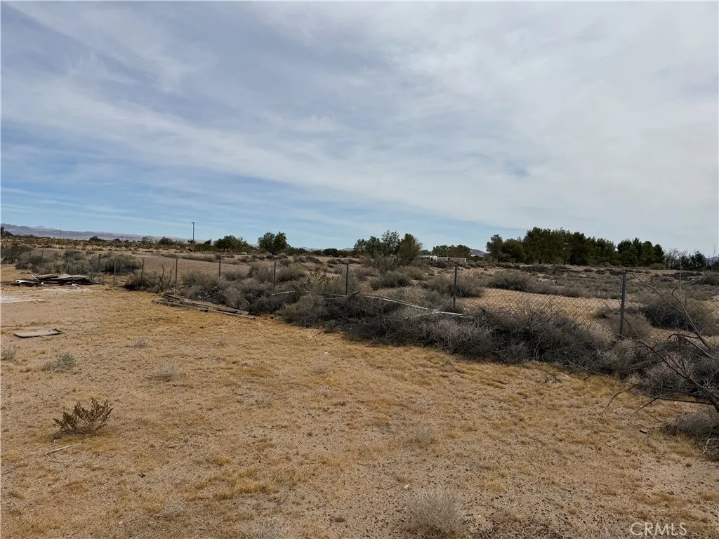 main property photo 25