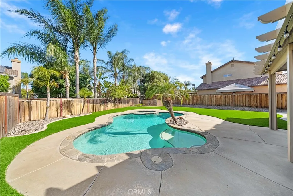main property photo 45