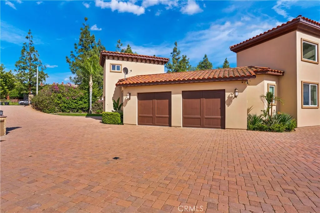main property photo 70