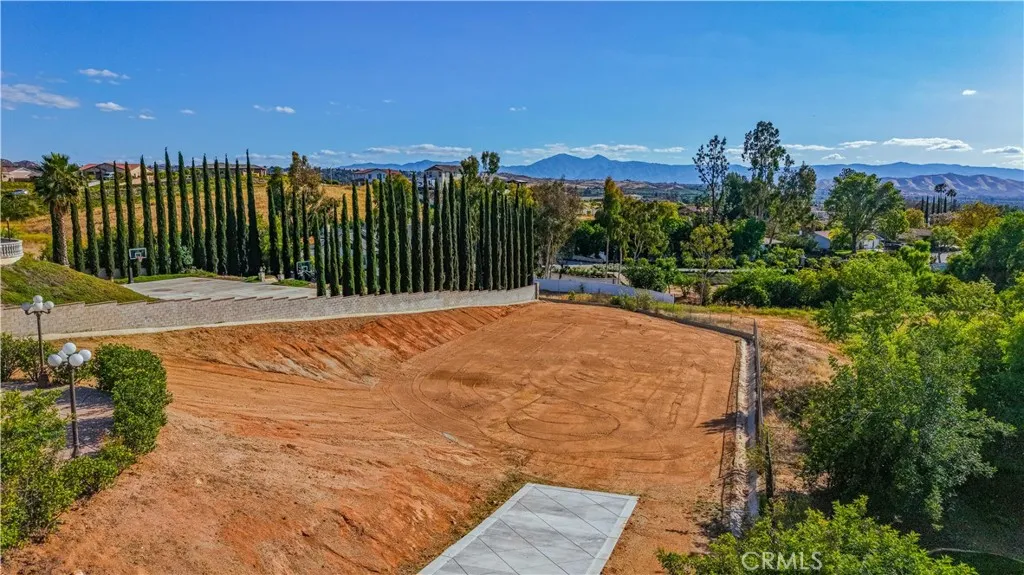 main property photo 74