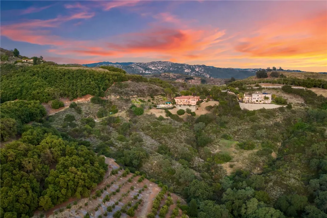 main property photo 70