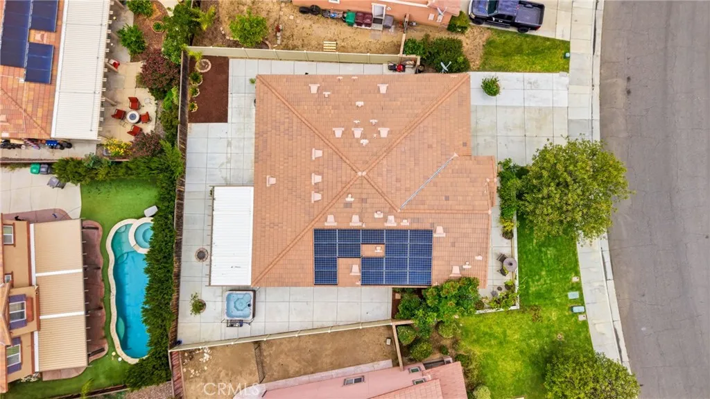 main property photo 29