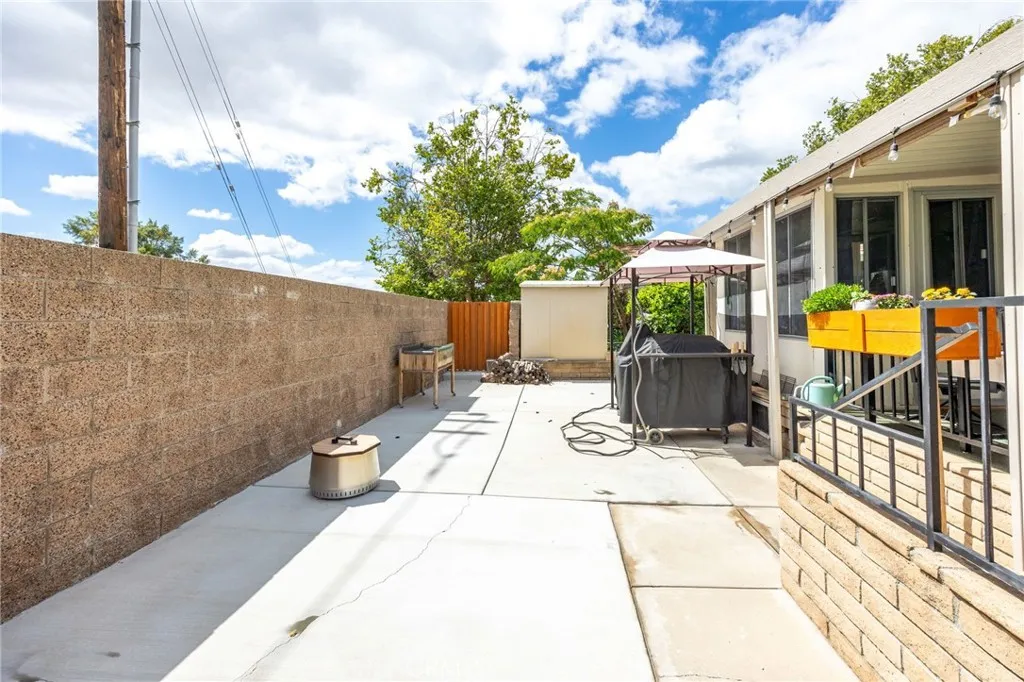 main property photo 30