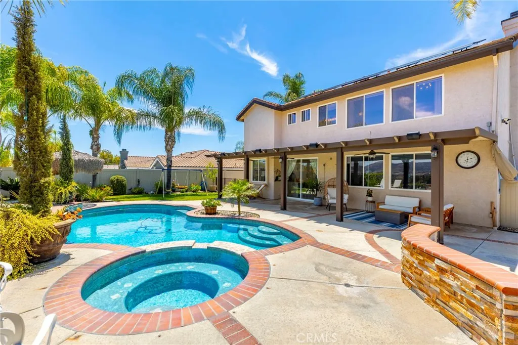 main property photo 26
