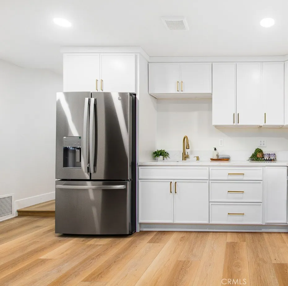 main property photo 74