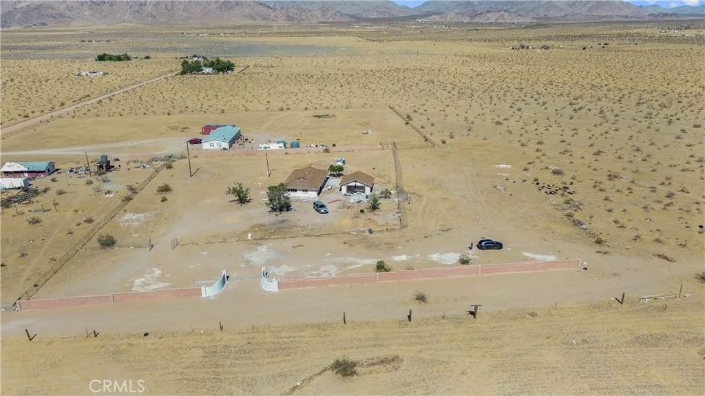 main property photo 27
