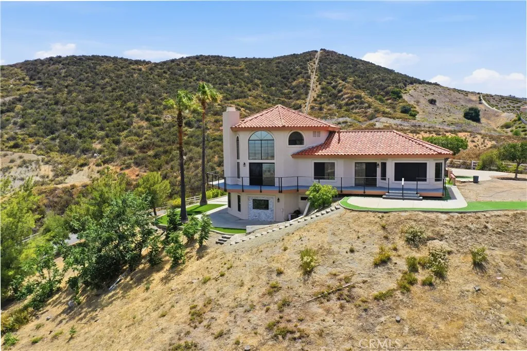 main property photo 70