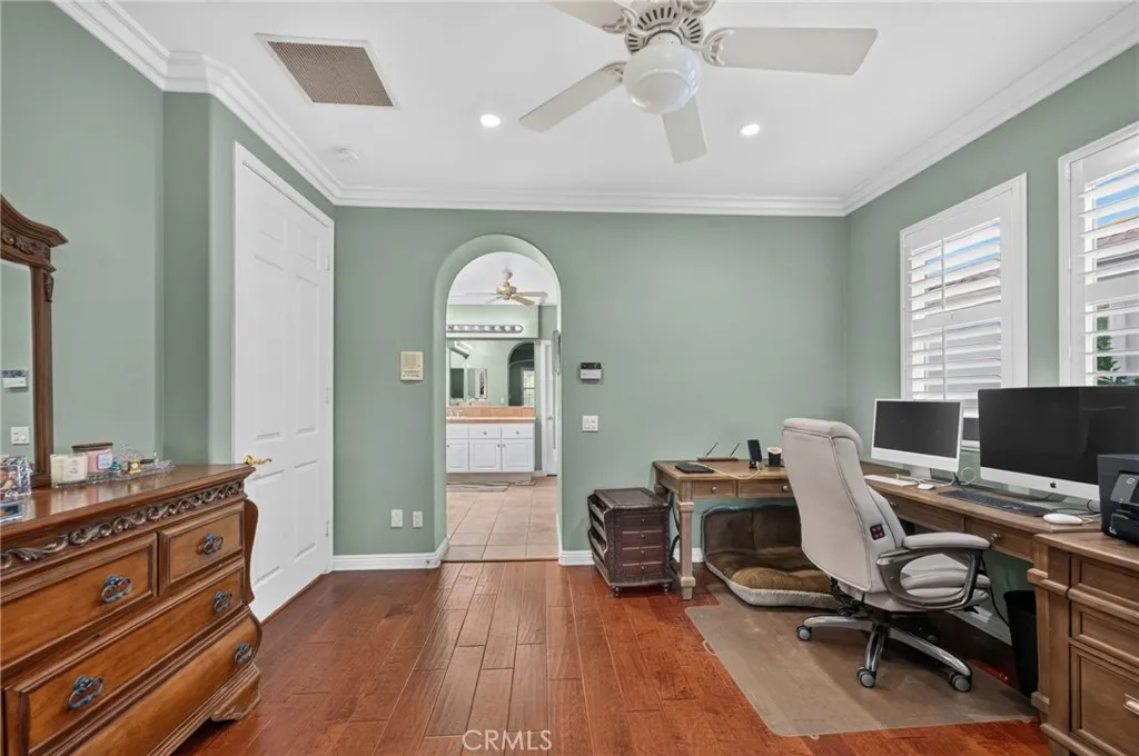 main property photo 46