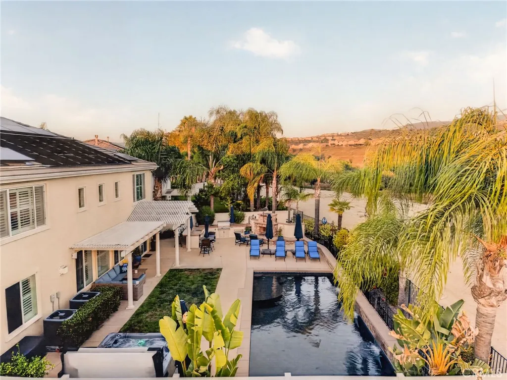 main property photo 64