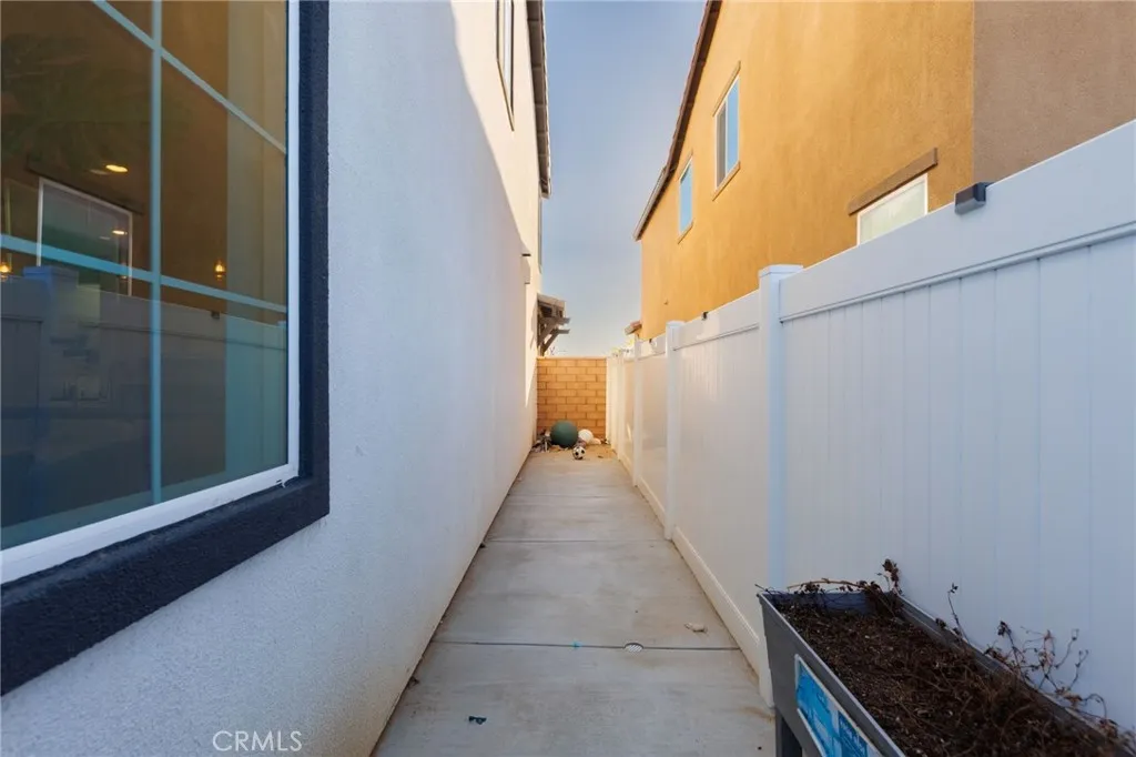 main property photo 54
