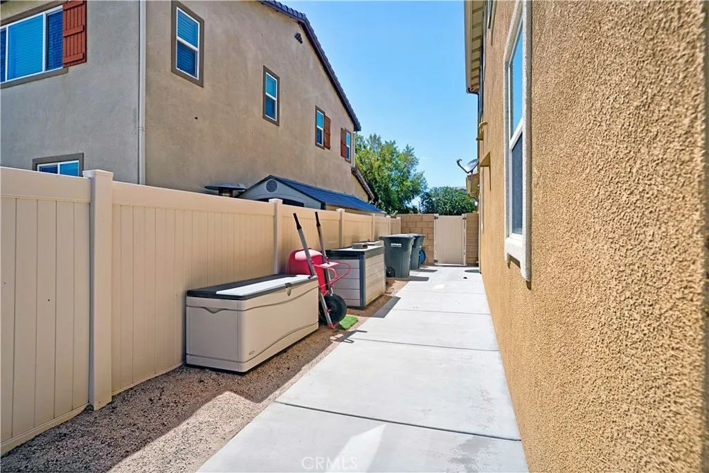main property photo 60