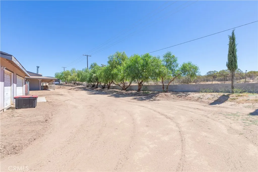 main property photo 27