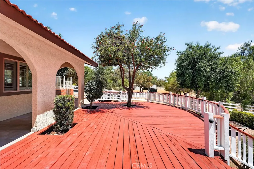 main property photo 46
