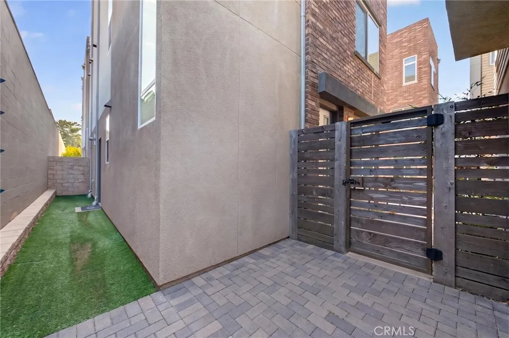 main property photo 60