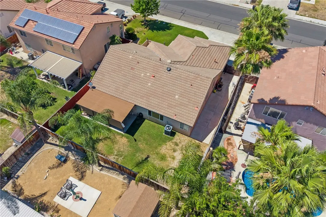main property photo 24
