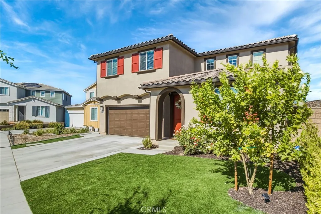 main property photo 45
