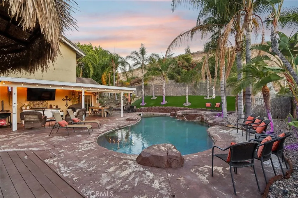 main property photo 5