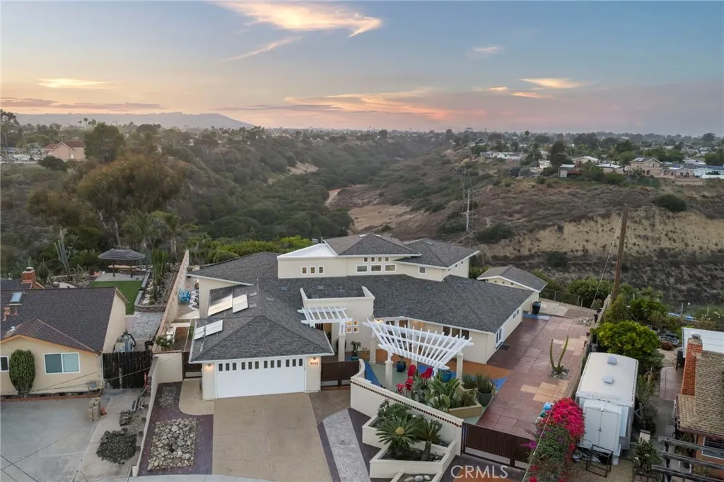 main property photo 59