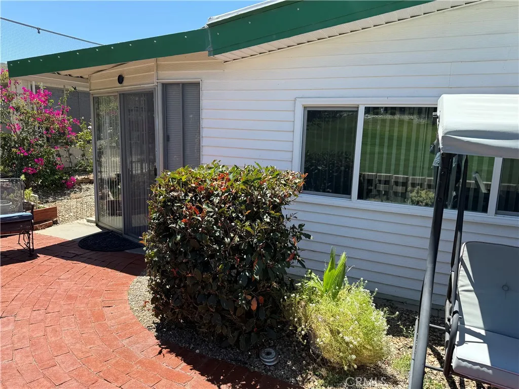 main property photo 47