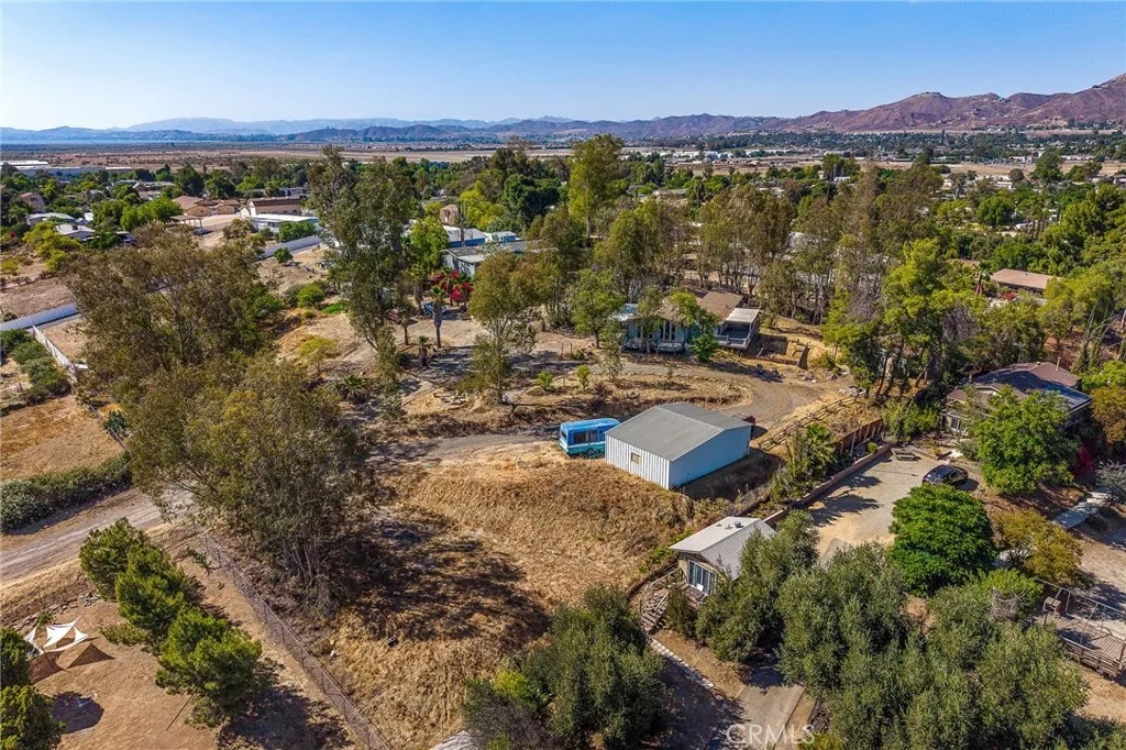 main property photo 58