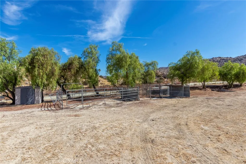 main property photo 41