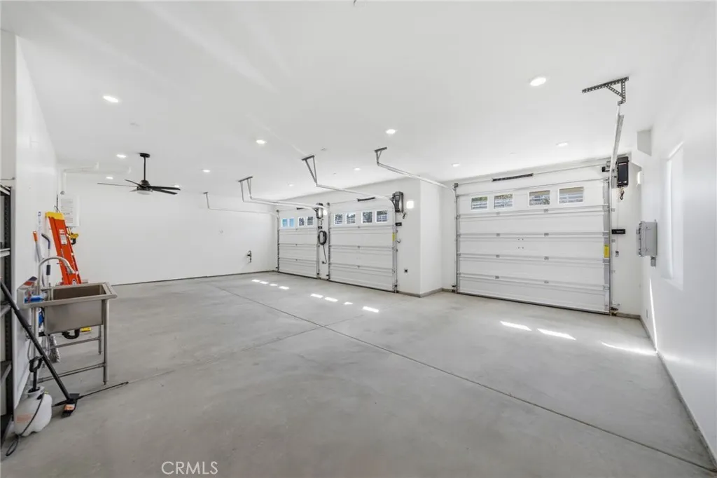 main property photo 64