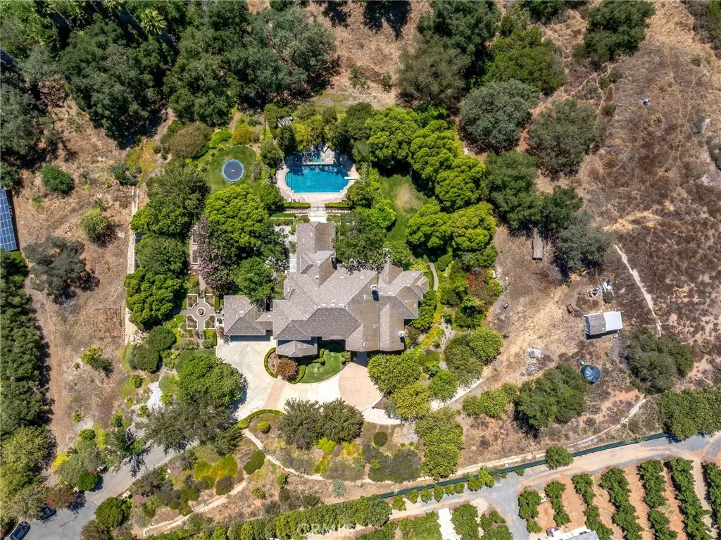 main property photo 66