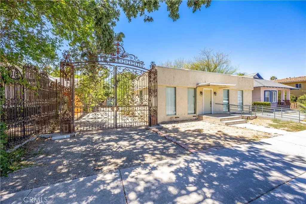 main property photo 2