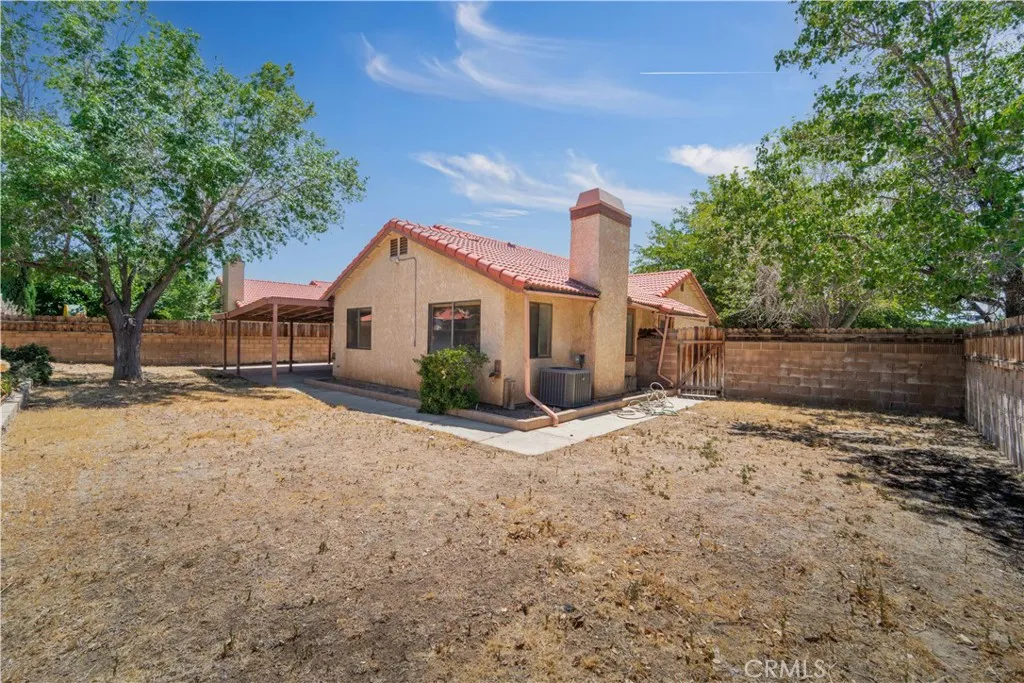main property photo 10