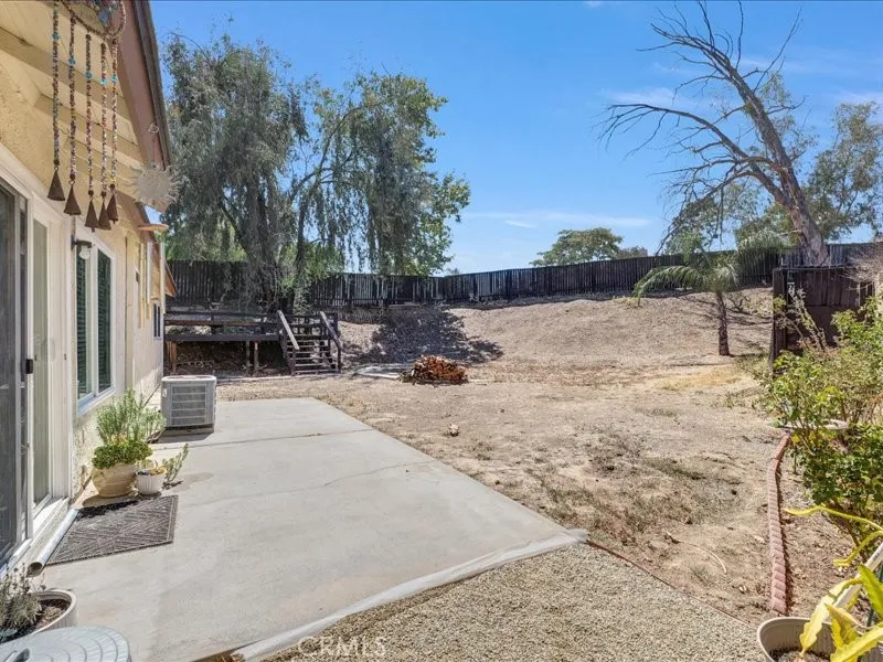 main property photo 10