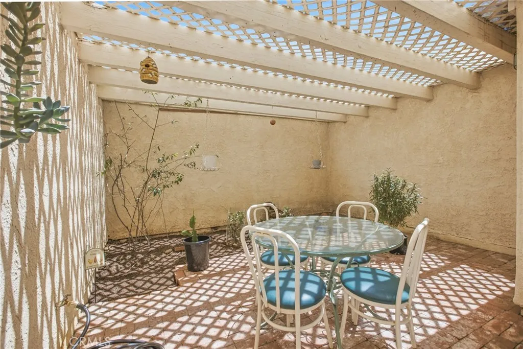main property photo 23