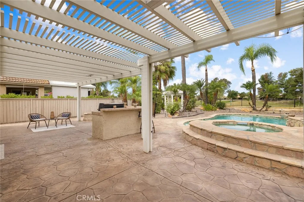 main property photo 39