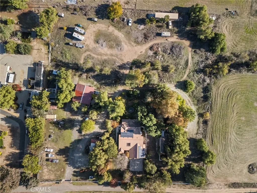 main property photo 8