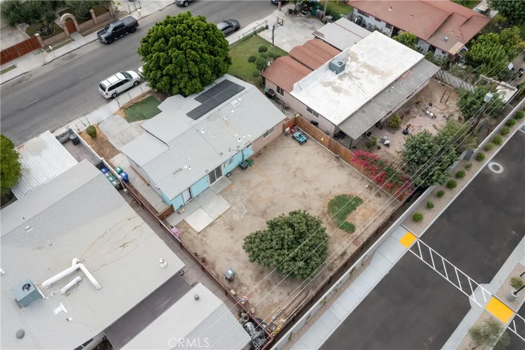 main property photo 26