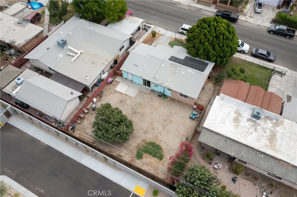 main property photo 27