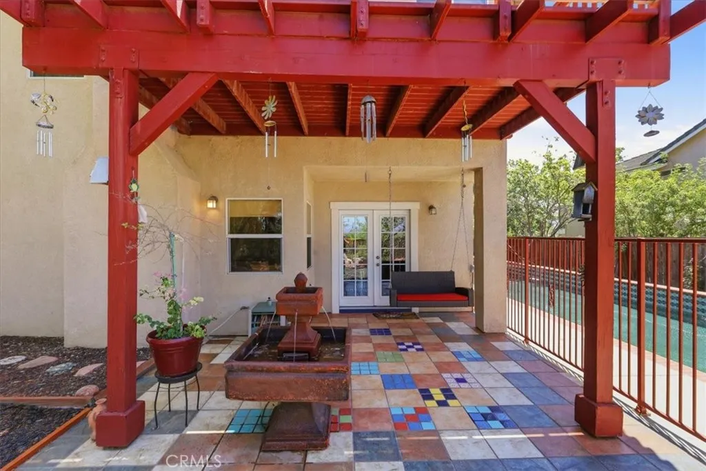 main property photo 40