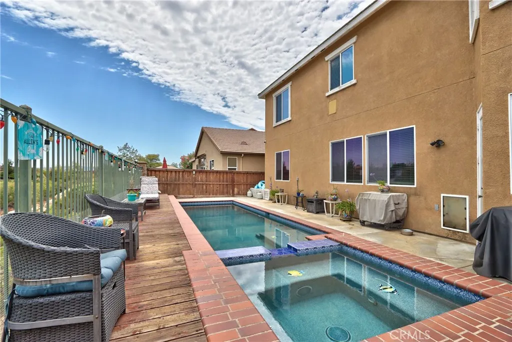 main property photo 42