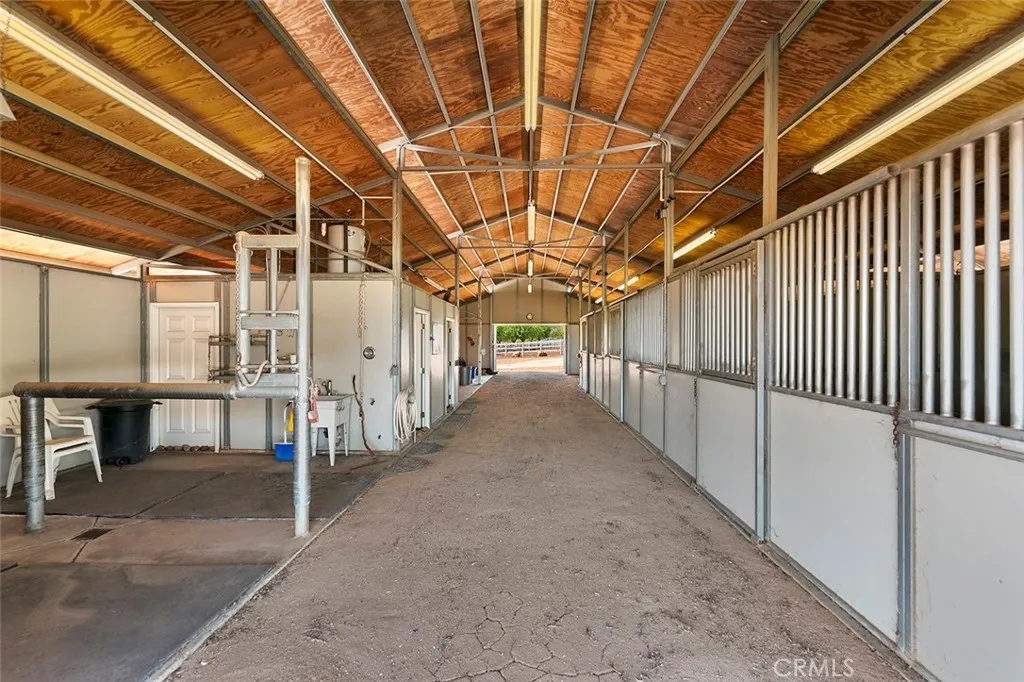 main property photo 46