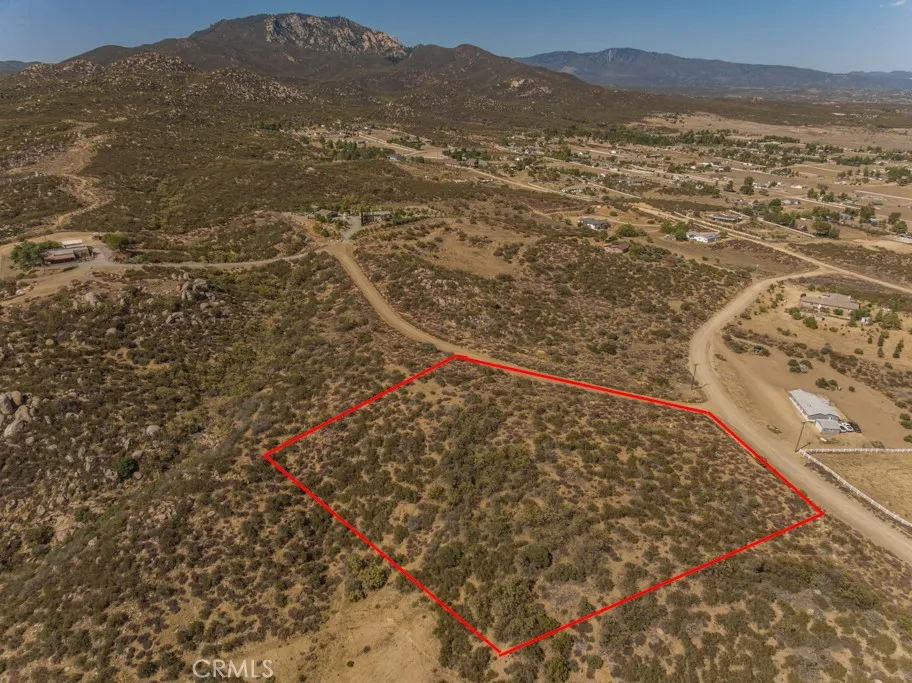 main property photo 9
