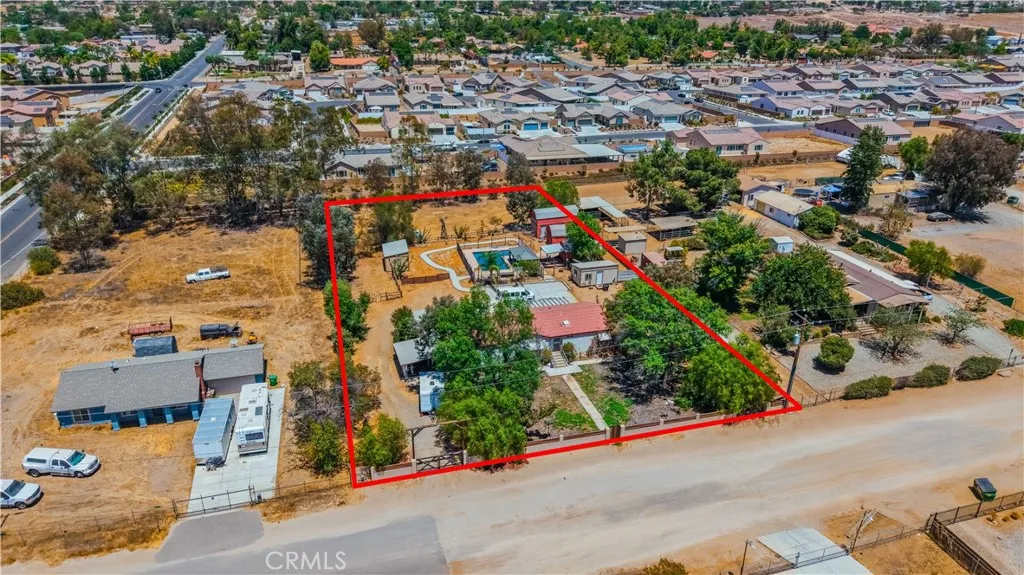 main property photo 51