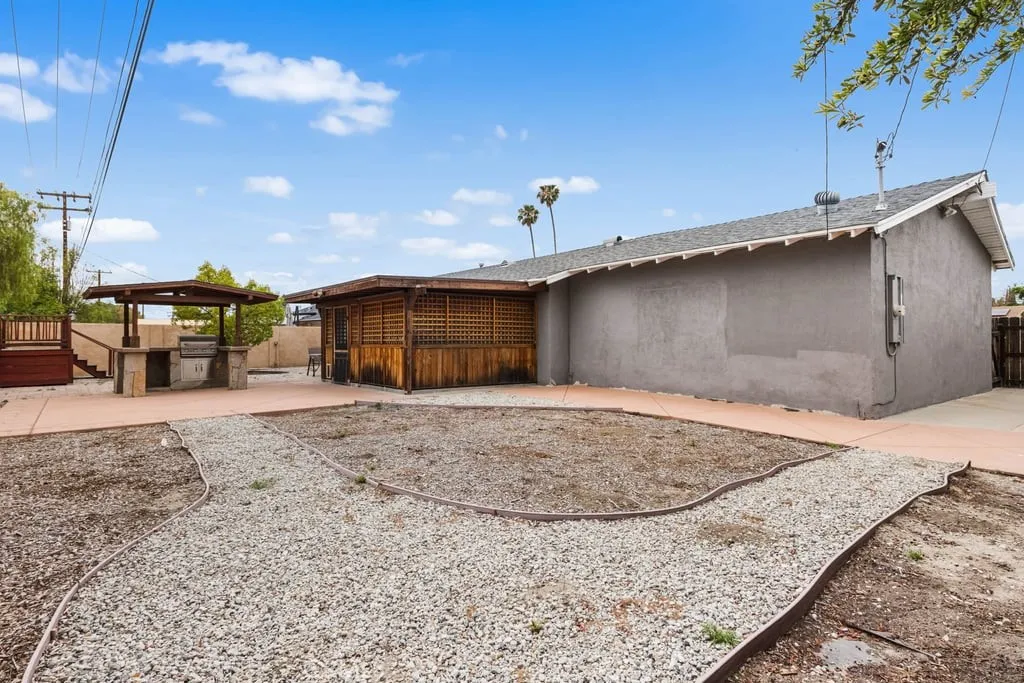 property viewer photo 3