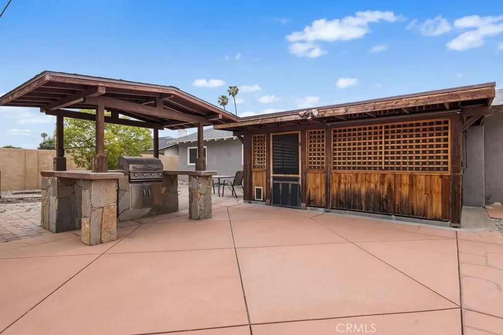 property viewer photo 6