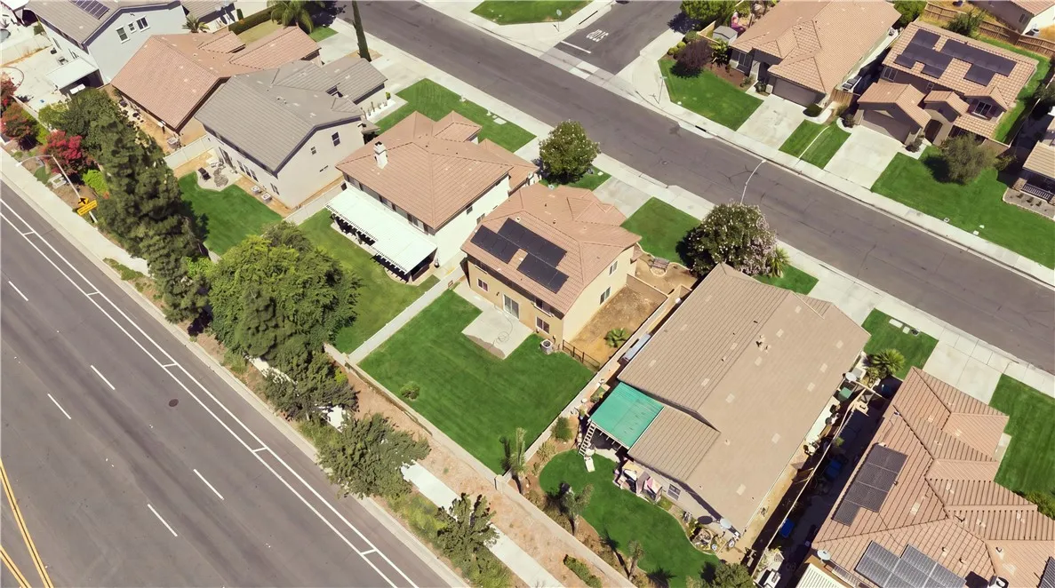 main property photo 27