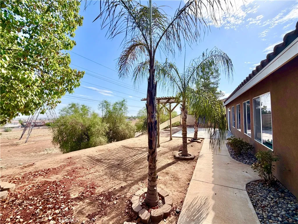 main property photo 27