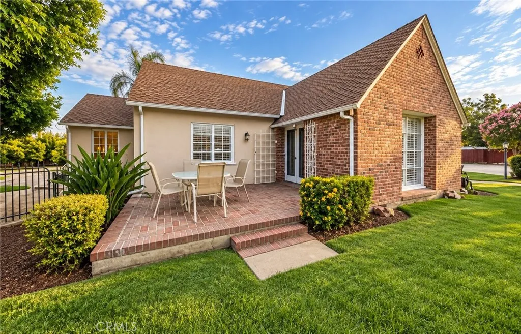 main property photo 26