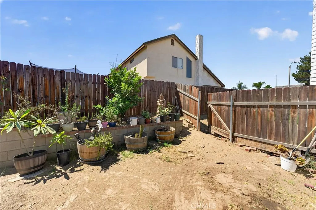main property photo 45